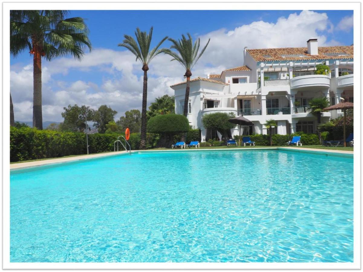 Marbella Holiday & Golf Garden Apartment Esterno foto